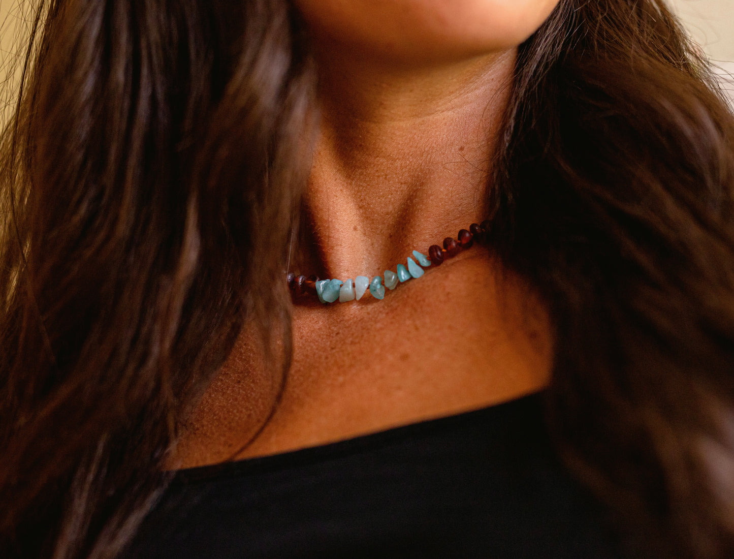 Coñac crudo Ámbar báltico + Aguamarina || Collar