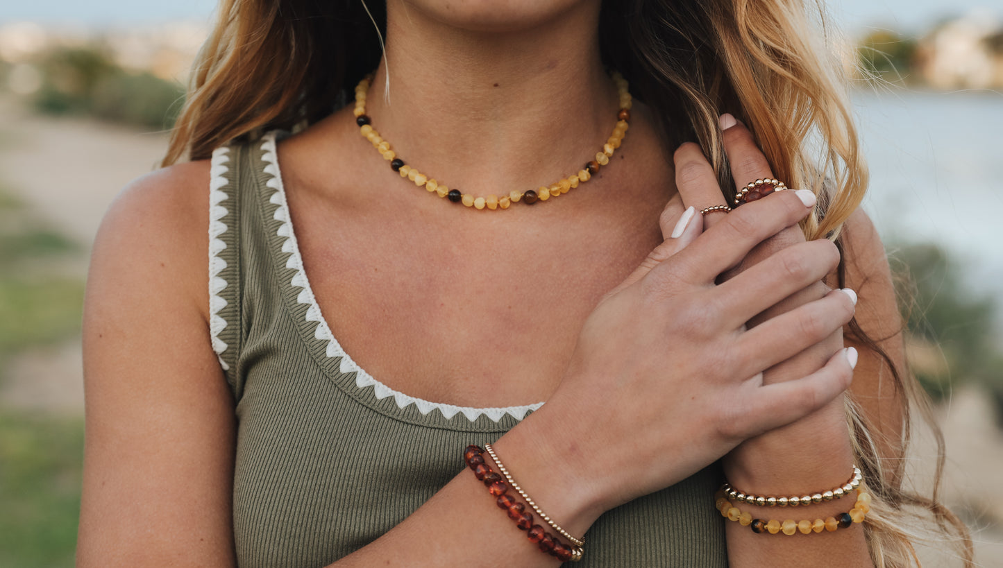 Miel cruda Ámbar báltico + Amazonita || Collar de halo