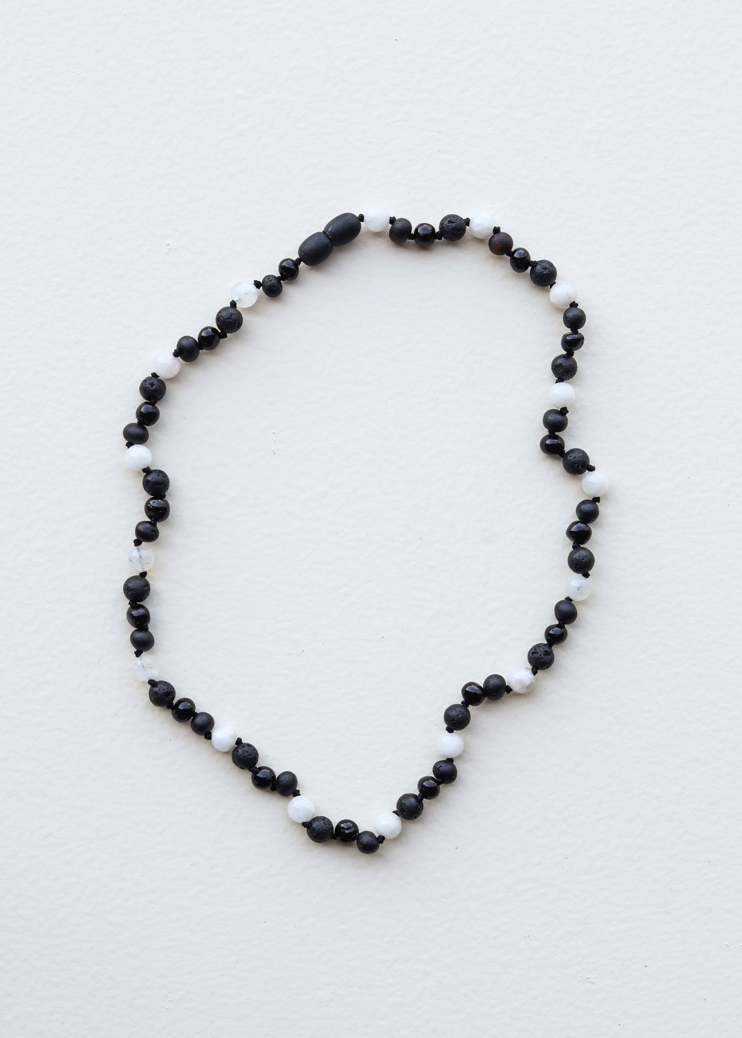 Coñac crudo Ámbar báltico + Piedra lunar || Collar