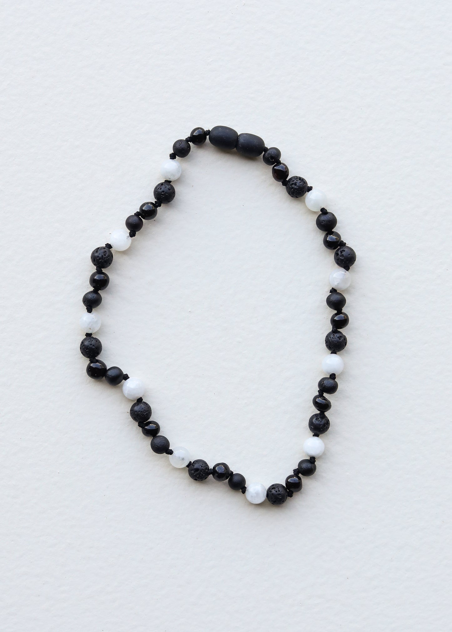 Coñac crudo Ámbar báltico + Piedra lunar || Collar