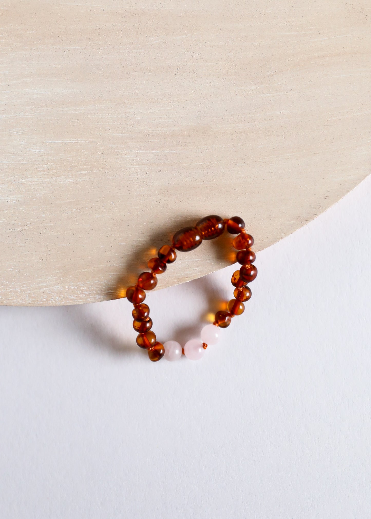 Ámbar báltico coñac pulido + cuarzo rosa || Tobillera o pulsera