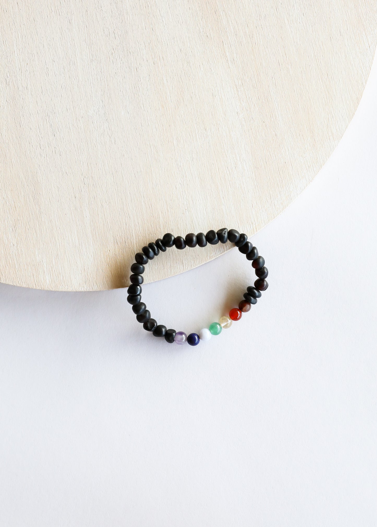 Ámbar Báltico Negro Crudo + Cristales CHAKRA || Pulsera para adultos