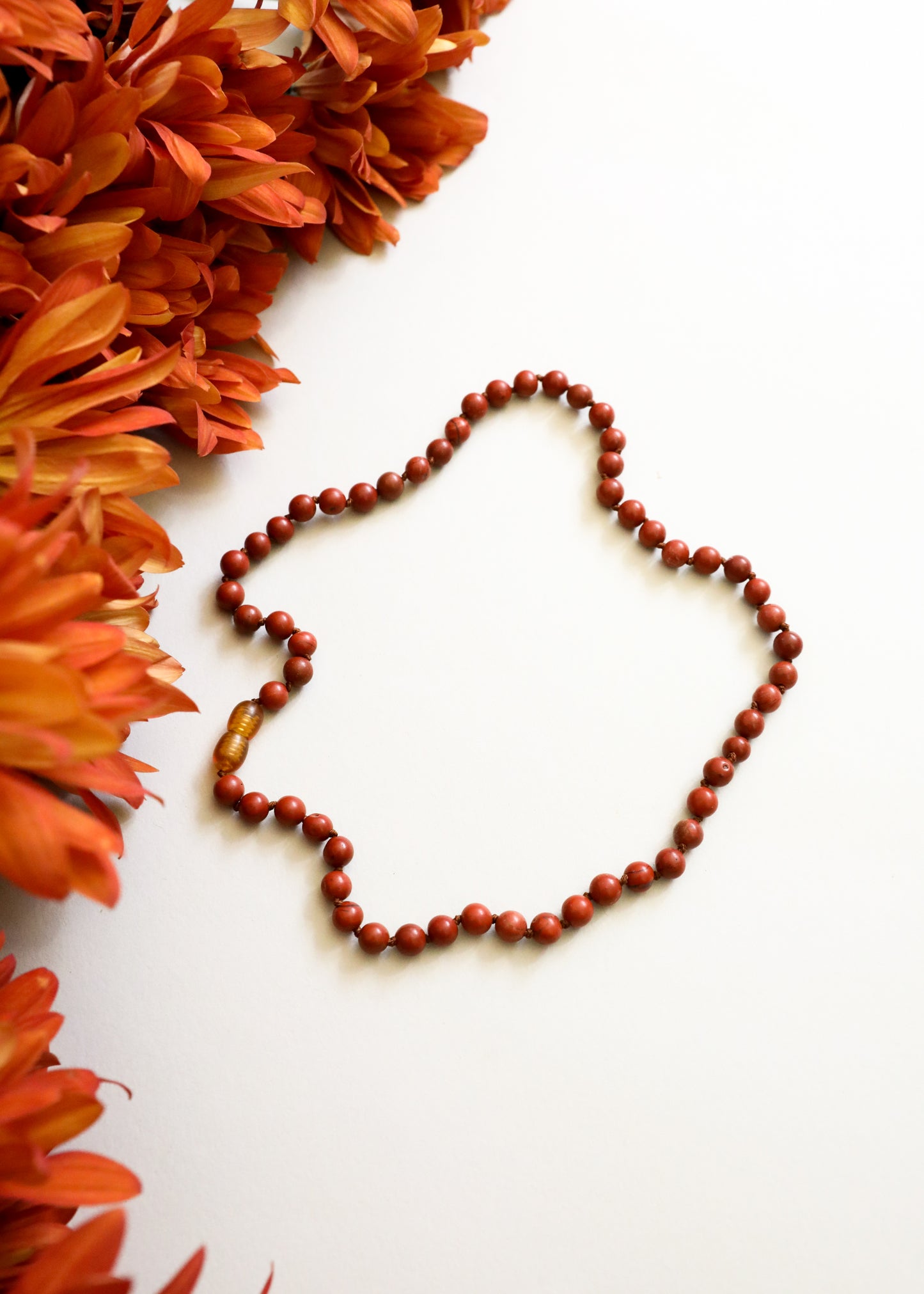 Piedra preciosa pura + jaspe rojo || Collar