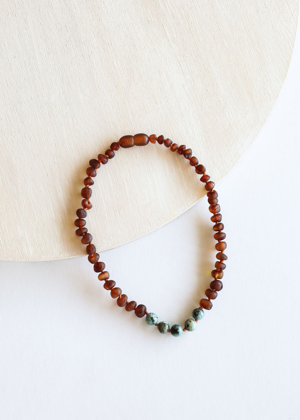 Coñac crudo Ámbar báltico + Jaspe turquesa || Collar
