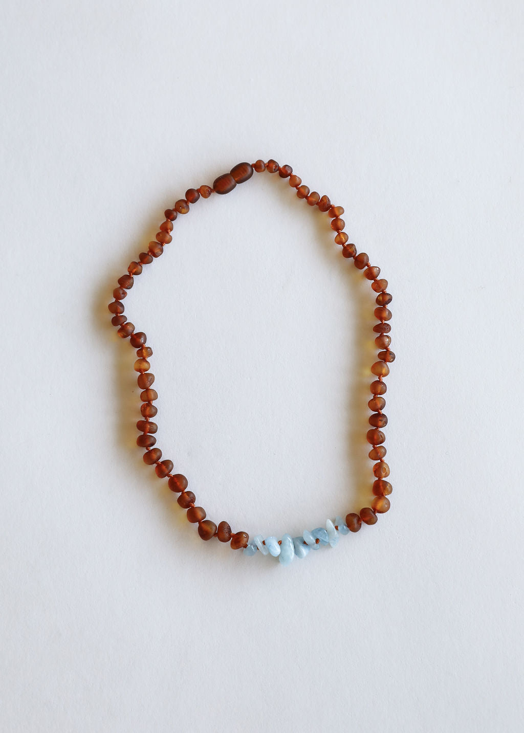 Coñac crudo Ámbar báltico + Aguamarina || Collar