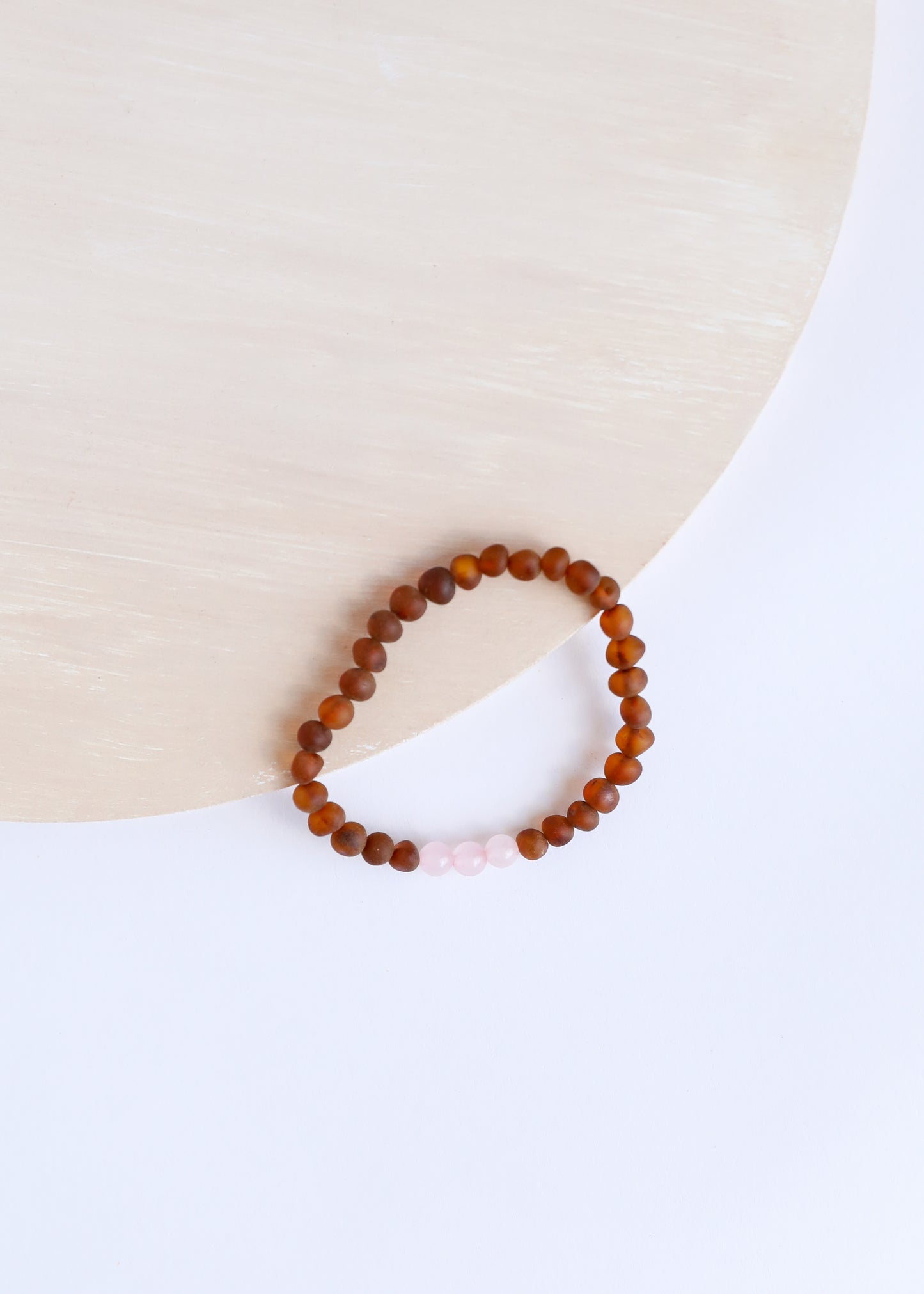 Ámbar báltico coñac crudo + cuarzo rosa || Pulsera para adultos