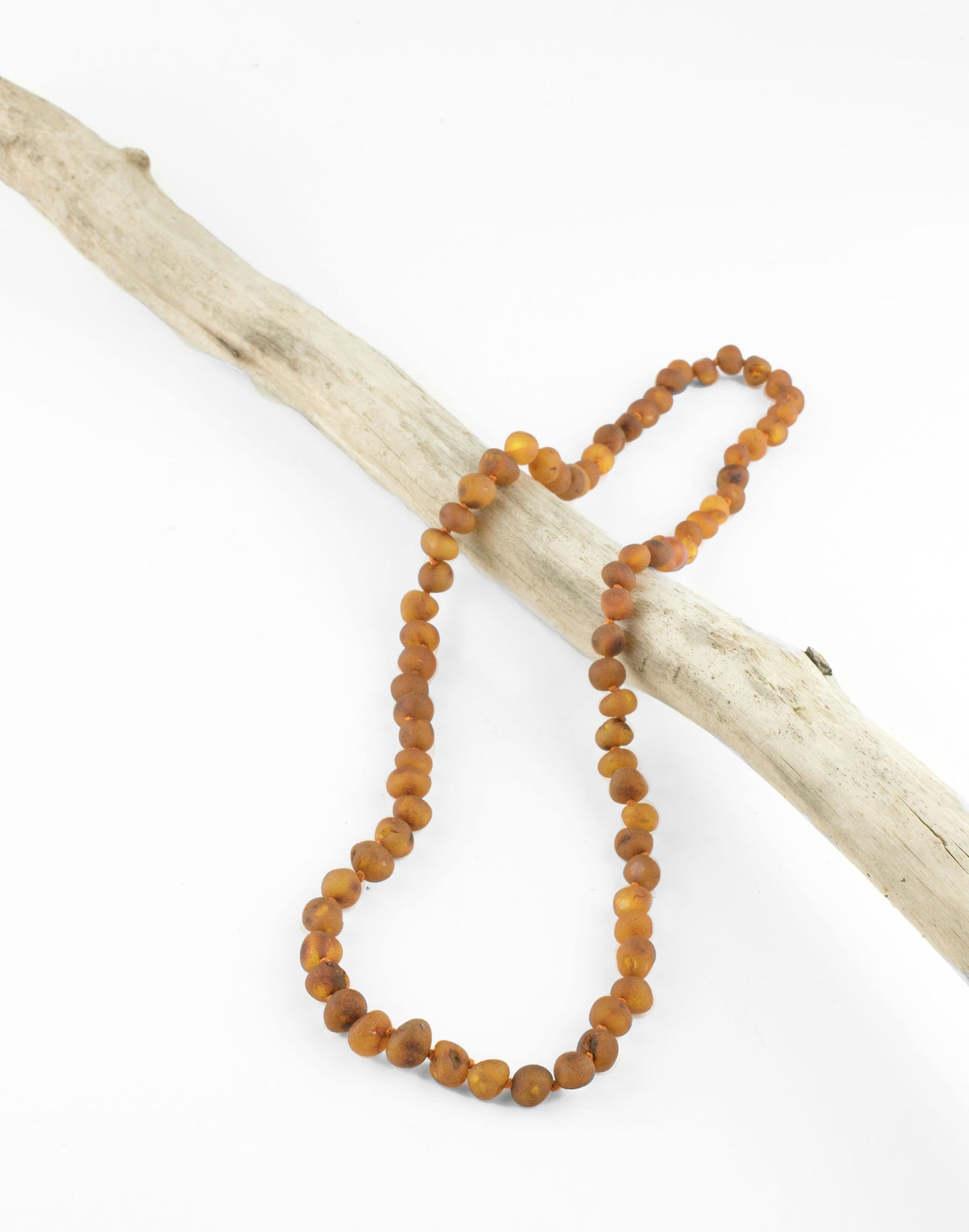 Ámbar báltico de coñac crudo || Collar