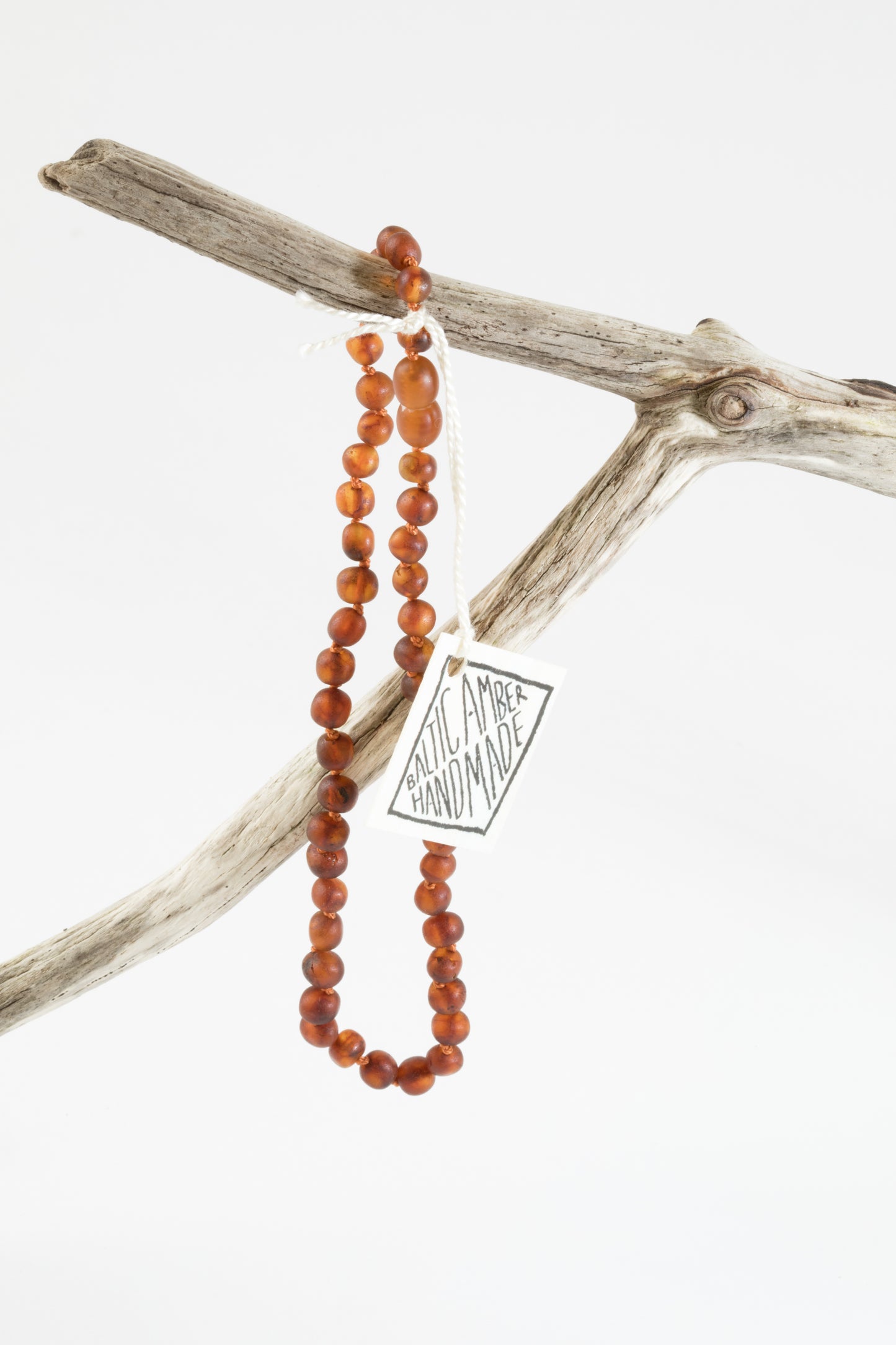 Ámbar báltico de coñac crudo || Collar